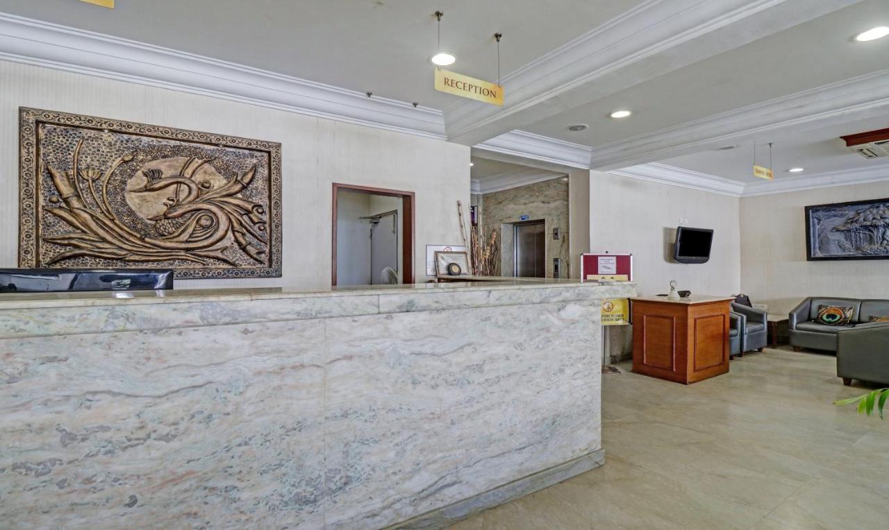Treebo Komfort Suites, 3 Km From Mysore Palace المظهر الخارجي الصورة