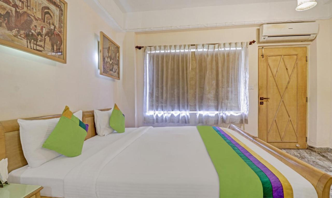 Treebo Komfort Suites, 3 Km From Mysore Palace المظهر الخارجي الصورة