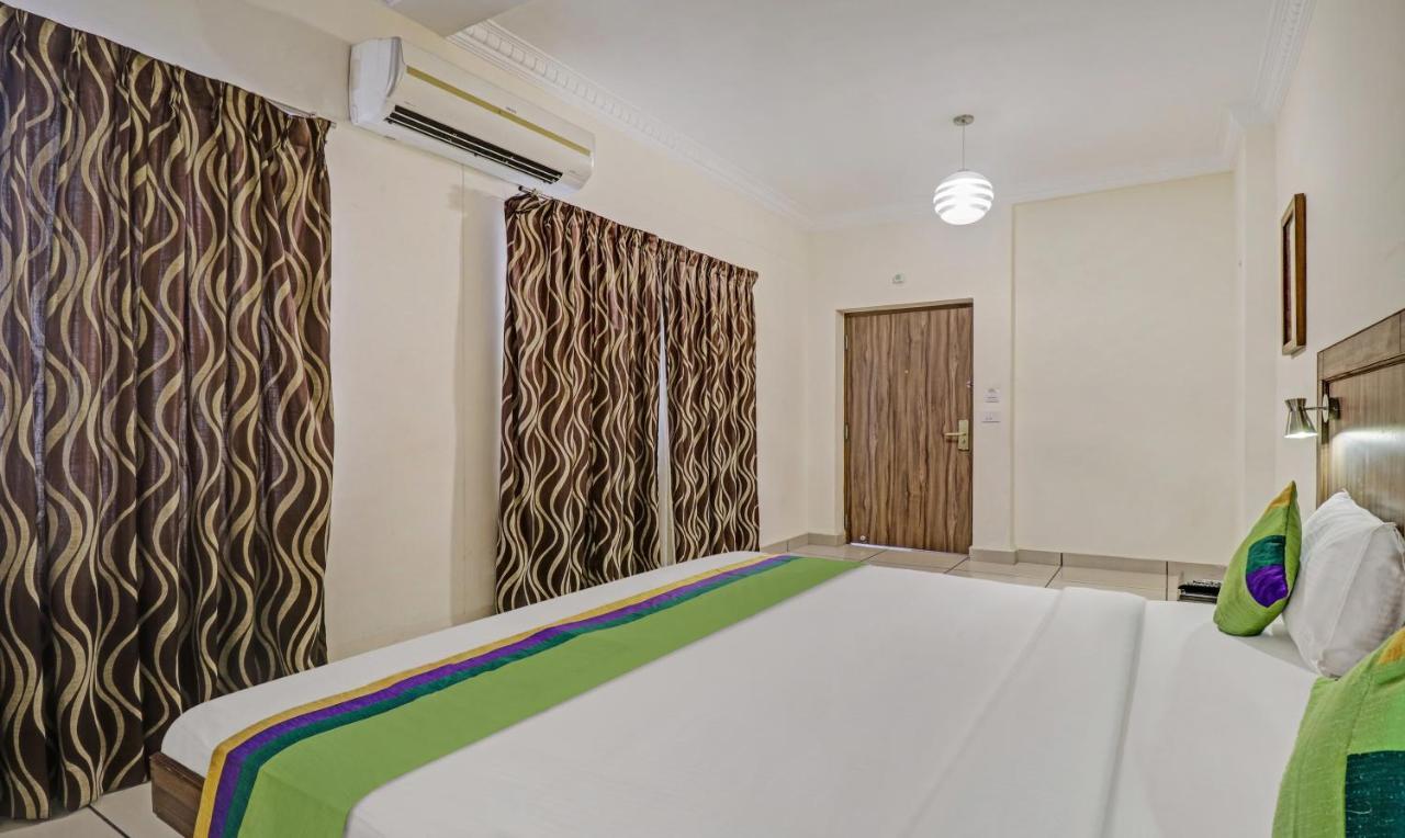 Treebo Komfort Suites, 3 Km From Mysore Palace المظهر الخارجي الصورة