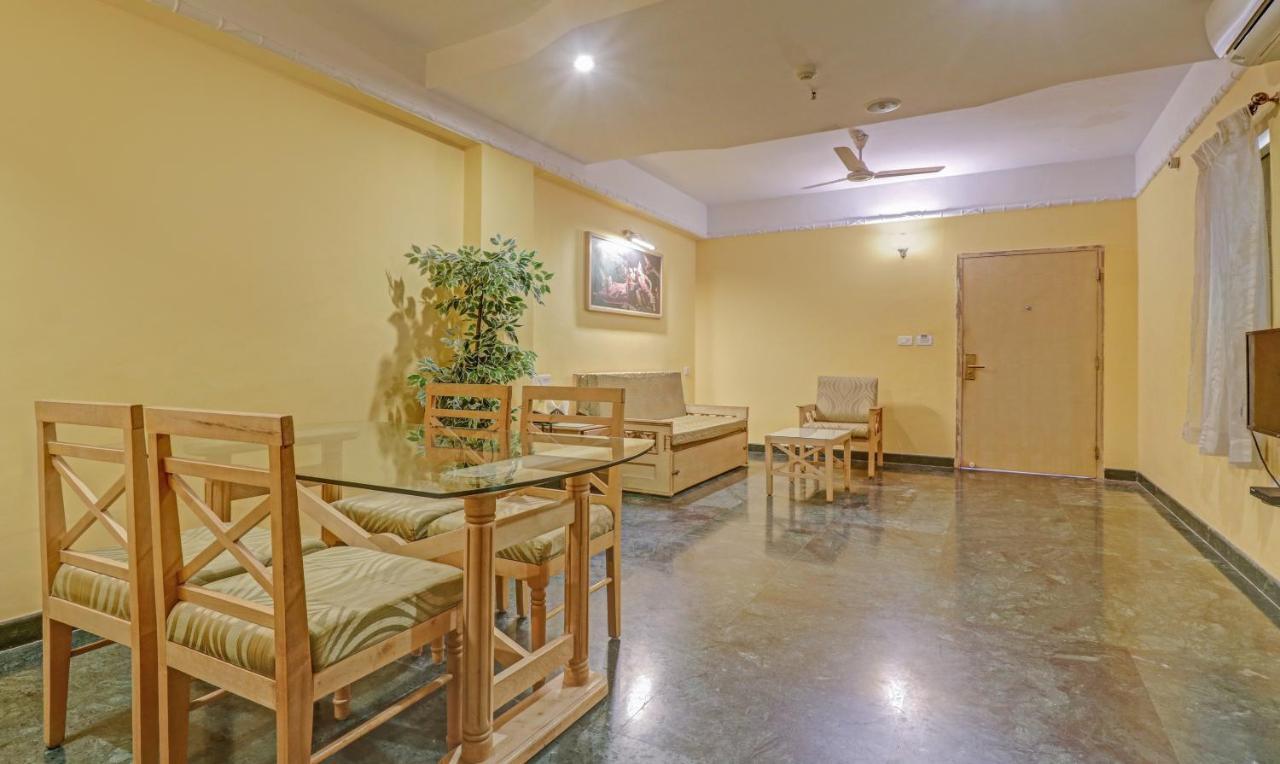 Treebo Komfort Suites, 3 Km From Mysore Palace المظهر الخارجي الصورة